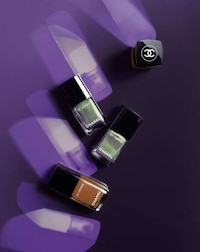 Clairvoyance-Inspired High-End Makeup Capsules Image 3