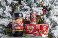 Holiday-Inspired Beverage Sets Image 1