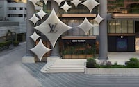 Luxury Retailer Restaurants Image 1