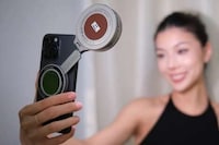 Ultra-Bright Smartphone Lighting Solutions Image 2