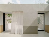 Wall-to-Wall Skylight Houses Image 1