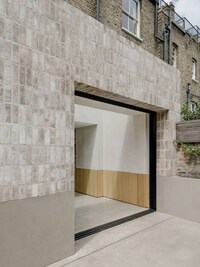 Wall-to-Wall Skylight Houses Image 3