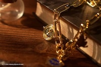 Subtly Magical Smartphone Accessories Image 4