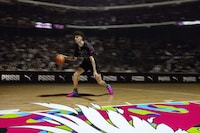 Attention-Grabbing Basketball Shoes Image 8