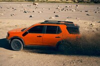 Luxury Off-Road SUV Models Image 7