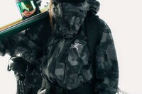 Camouflage-Print Technical Fashion Image 4