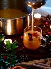 Mulled White Wines Image 1