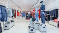 Holiday Activewear Pop-Ups Image 1