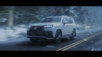 Wintry Automobile Campaigns Image 6