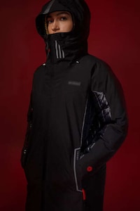Winter-Ready Sci-Fi Fashions Image 3