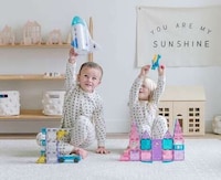 Award-Winning Magnetic Building Sets Image 1