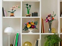 Botanical Florist Puzzle Capsules Image 2