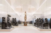 Aluminum-Clad Gallery Redesigns Image 3