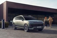 Camping-Friendly Crossover SUVs Image 8