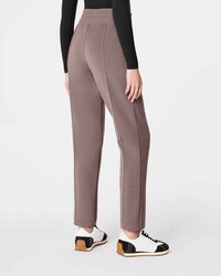 Structured Luxe Loungewear Image 2