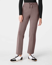 Structured Luxe Loungewear Image 4