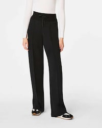 Structured Luxe Loungewear Image 6