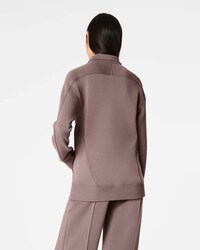 Structured Luxe Loungewear Image 7