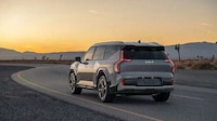 High Speed-Capable Electric Vehicles Image 2
