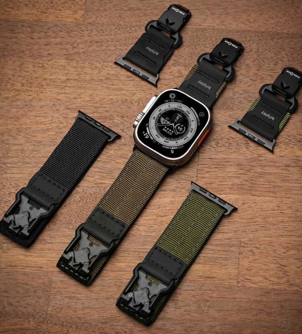 High-Density Smartwatch Straps Image 2