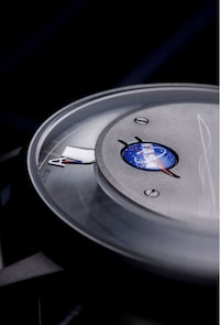 Space-Age Watch Designs Image 4