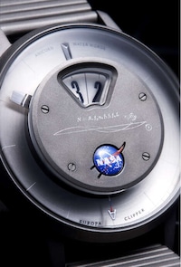 Space-Age Watch Designs Image 5
