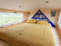 Compact Cozy Light-Filled Homes Image 2