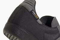 Ultra-Durable Sneaker Styles Image 3