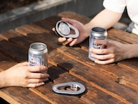Sleek Top Can Openers Image 3