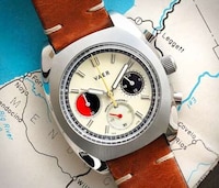 70s-Era Racing Watch Ranges Image 6