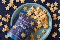 Star-Shaped Rice Crackers Image 1