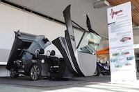 Tadpole-Shaped Three-Wheelers Image 6