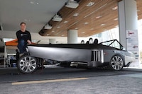 Tadpole-Shaped Three-Wheelers Image 7