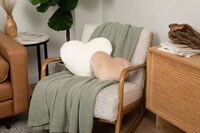 Comforting Pillow Lines Image 1