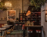 Transitional Dining Experiences Image 1