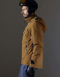 High-Performance Mountain Parkas Image 5