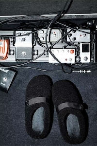 Oversized Faux Shearling Slippers Image 3