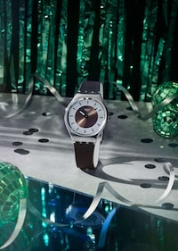 Bold Holiday Watch Collections Image 2