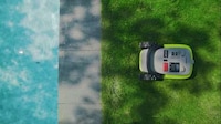Long-Range Robotic Lawnmowers Image 2