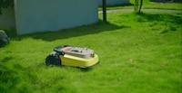Long-Range Robotic Lawnmowers Image 3