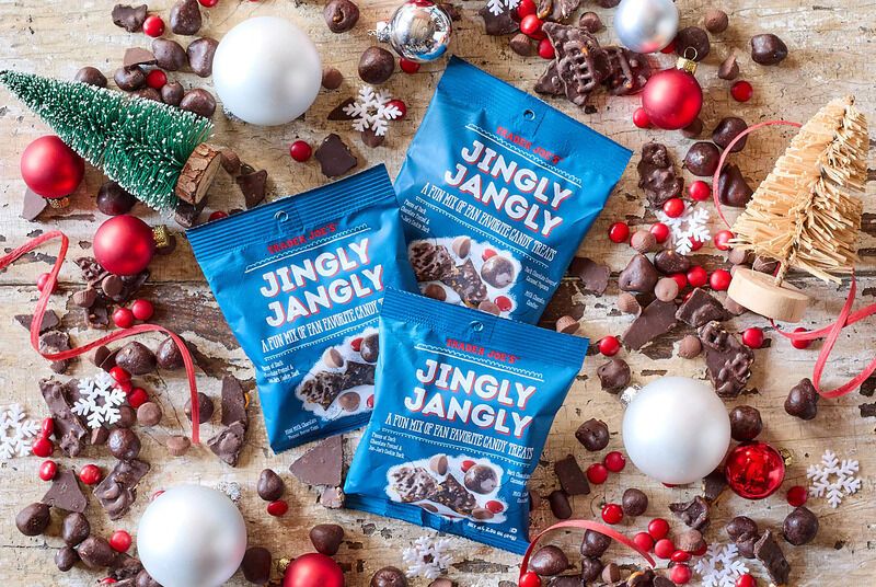 Holiday-Themed Snack Mixes