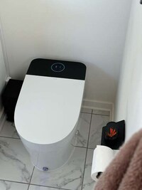 Smart Toilet Designs Image 2