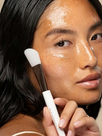 Limited-Edition Skincare Bundles Image 4