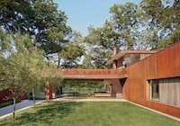 Weathering Steel-Clad Retreats Image 5