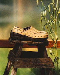 Patterned Floral Gardening Clogs Image 1