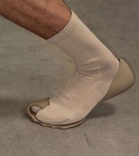 Second-Skin Luxury Footwear Image 4