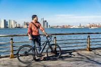 Urbanite Commuter Electric Bikes Image 2