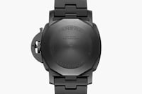 Brooding Chic Ceramic Timepieces Image 4