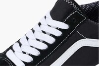 Winter-Ready Skateboard Shoes Image 3