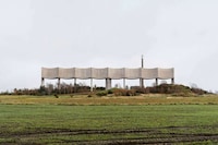 Sculptural Water Tower Structures Image 4